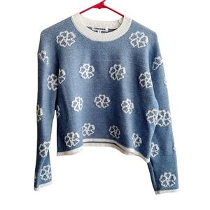 Vigoss Blue and White Floral Crew Neck Sweater